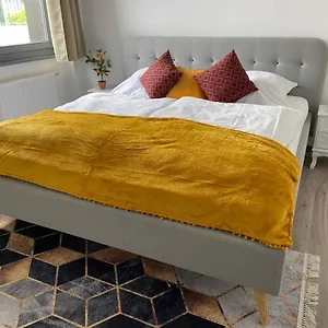 Appartement Urbansuites - Modern & Zentral In Der - Dein Zuhause In, Stuttgart