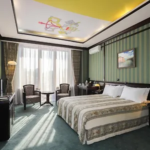 Hotell Attache